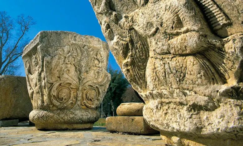 Таг-е Бостан