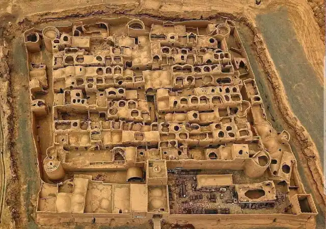 Крепость Бампур