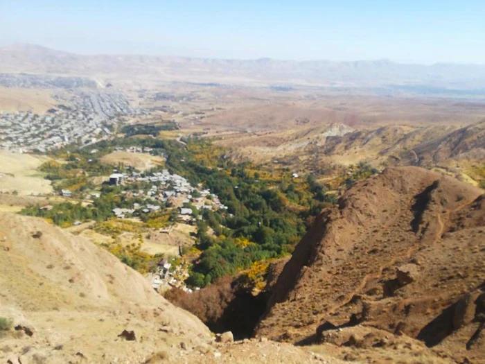 Источник Тахмасби