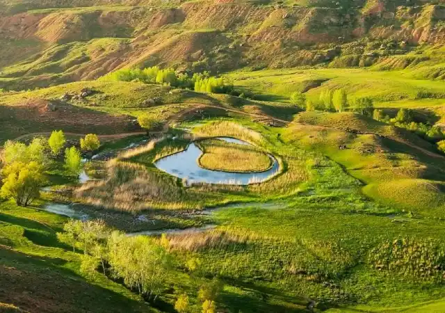 Тахт-е Солейман